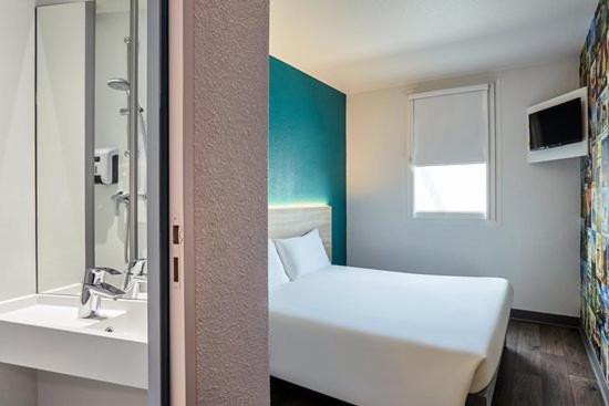 Hotel F1 Saint-Lo Esterno foto